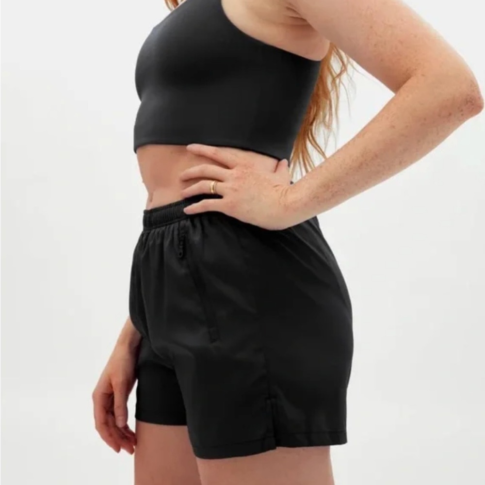 Girlfriend Collective Black Gazelle Shorts - Picture 2 of 8